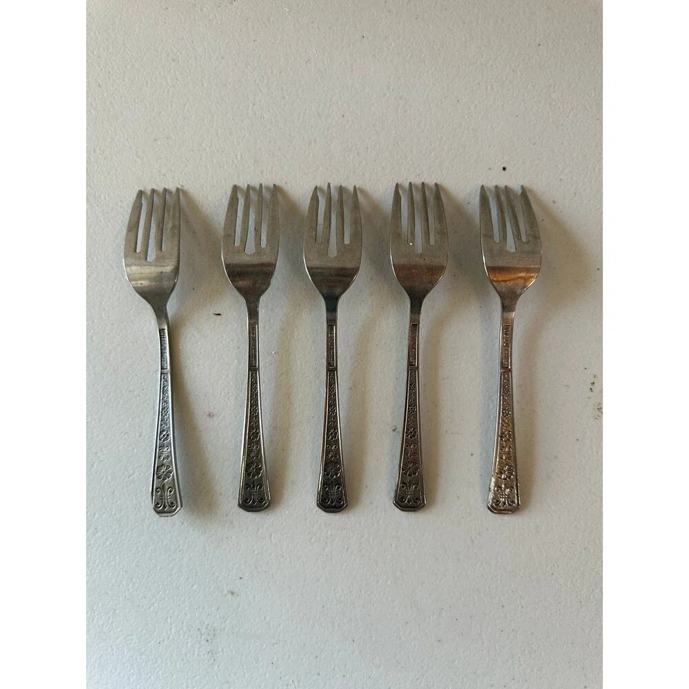 5 Vintage Interpur Florenz Floral Fleur De Lis Stainless Steel Salad Forks Set